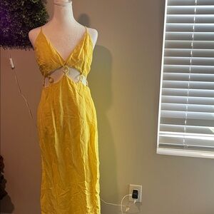 Vibrant Yellow Maxi Dress with Cutout